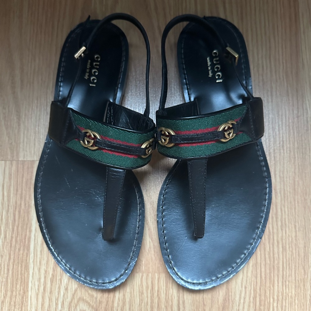 Authentic Gucci thing sandals lightly worn